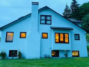 Cozy 3 bedroom home with space and comfort - Image 2