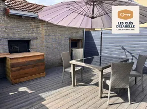 Air-conditioned apartment with 25 m2 terrace - Image 3