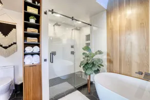 Stunning City Views! Unique Design | Sleeps 6 - Image 3
