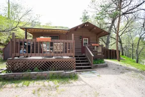 ❖Charming Log Cabin❖Firepit❖Great Deck with Grill❖ - Image 2