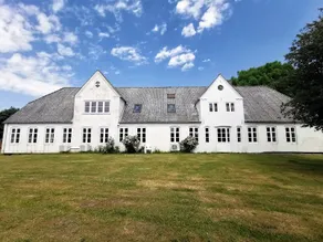Cozy and modernized old school - with space. - Image 2