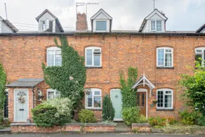 Duck Terrace with Home Gymnasium | DucklingStays - Image 5