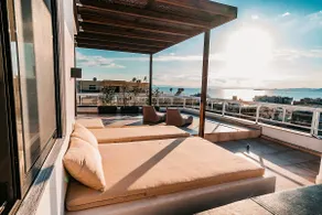 Deluxe Suite with Jacuzzi and outstanding sea view - Image 5