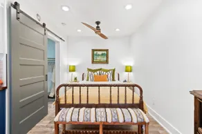 Historic Carriage House, 2 blocks to square - Image 3