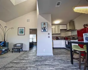 *Stylish Condo 2 Min from Lower Greenville* - Image 3