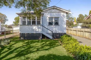 Cheerful, Cosy Cottage - Near Rose Garden! - Image 5