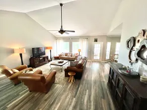Spacious Lake House with 6 bedrooms, tons of fun - Image 3