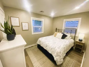 Stylish Home Near Rose-Hulman and ISU - Image 4