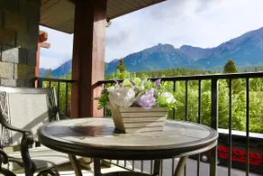 Splendid Mountain View Condo with 1-Bedroom 2 Beds - Image 4