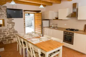 New renovated stone house - Image 4