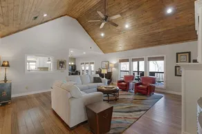 Spacious 4 bedroom Villa with boat slip - Image 4