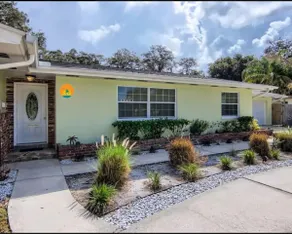 Tropical Oasis with Epic Game Room – 5 Miles to Clearwater Beach! - Image 3