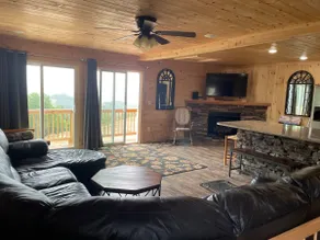 Crestview-Spectacular 3 bed 3 bath 5 min to slopes - Image 4