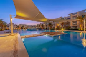 Elegant 2-Bedroom Apartment in Mangroovy, Pool & Beach - Image 3