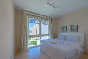 Elegant 2-Bedroom Apartment in Mangroovy, Pool & Beach - Image 4