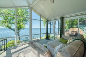 The Knotty Pine - Relaxing Lakefront Cottage - Image 2