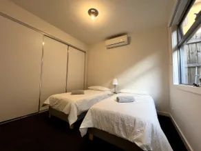 Quiet & Modern, KING bed 2Bath near Preston Market - Image 4