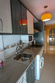 Apartment in the heart of Palencia with garage - Image 4