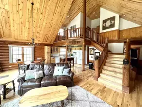 Cozy Cabin on 20 acres w/ private beach and pond - Image 4