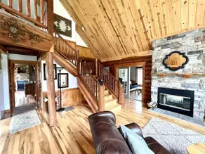 Cozy Cabin on 20 acres w/ private beach and pond - Image 5