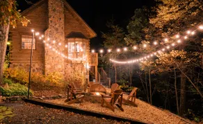 Treehouse views, hot tub, pool table on 6 acres - Image 4