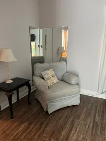 Natalie's Magnolia Cottage - Image 4
