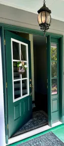Cozy hideaway minutes from campus - Image 2