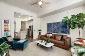 The Lumber Baron's Mansion: 2 King Suites, 2.5BA + Gym - Image 3