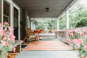 Hot Tub/Pet Friendly/Fenced Yard/KING BED - Image 3