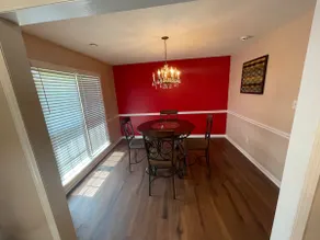 Cheerful 3 Bedroom House in a Quiet Neighborhood - Image 5