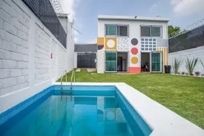 A vacation home with a private pool and Wi-Fi! - Image 4