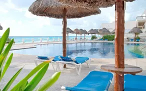 Oceanfront white sand beach condo  - Image 3