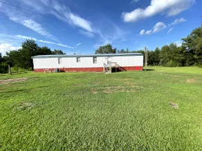 Private 3BR mobile home w/ large backyard. - Image 2