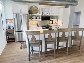 Eco-Conscious Luxury Condo | The Quarters Suite 1 - Image 4