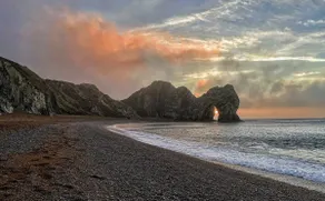 3 Bed Holiday home close to idyllic Lulworth Cove - Image 3
