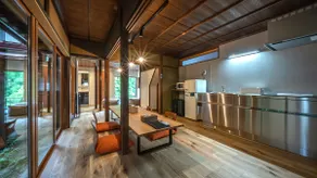 [1 group per day, limited to 4 people] A townhouse along Miyagawa for rent ~ WAT RESORT Hida Machiyado Sakura ~ - Image 2