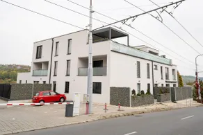 Apartment No. 1 at the Gemini Eye Clinic, with parking - Image 3