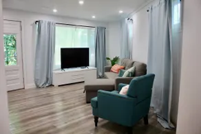 5 of 5 Luxury Suites in Mitchell Heights Building - Image 5
