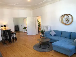 Deluxe Villa Apartment - Image 2