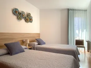 Hotel Don Manuel centrally located, Family Apartment 1 - Image 3