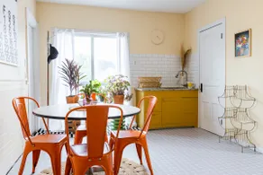 Potter Upper · Bright 1.5BR in the Heart of Bay View - w/ Parking - Image 3