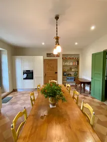 Charming old house swimming pool, air-conditioning - Image 3