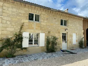 Cottage with pool, Château de Lescours, St-Émilion - Image 2