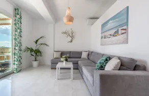 Aqua's Sunshine, quiet apartment in Adamas, Milos - Image 3