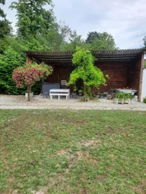 House in the countryside with river access - Image 3