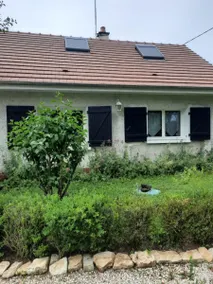 House in the countryside with river access - Image 2