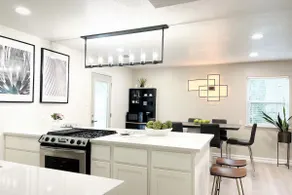 Illumination Home *WALK to AT&T Stadium: 5 Bedroom, 2 King Bed - Image 5