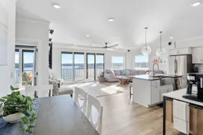 5 Star Corner Penthouse with Million Dollar View! - Image 2