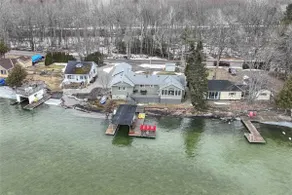 Magnificent Lakefront Modern Cottage - Image 2