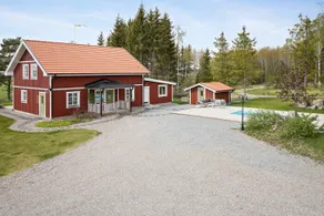 Spa villa with pool on private location - Image 2